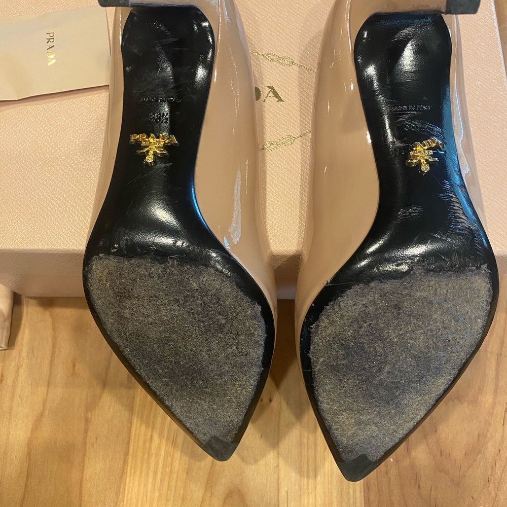 Prada Nude Patent Leather Pointed-Toe Heels - Picture 3 of 4